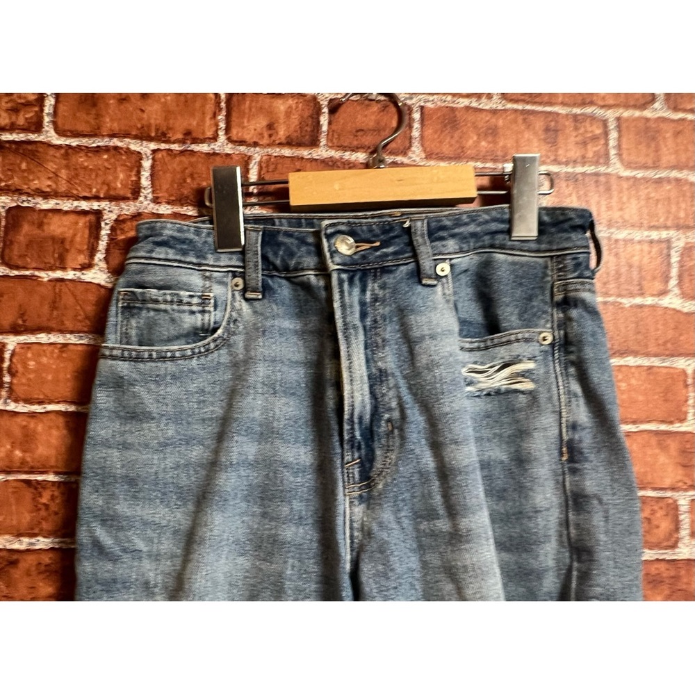 AE Ripped Mom Jean 👖 - Picture 8 of 13